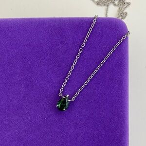 💛 Silver Kenneth Jay Lane Emerald Green Necklace | Minimalist Everyday Jewelry